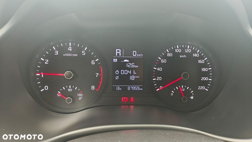 Kia Stonic 1.4 L - 9