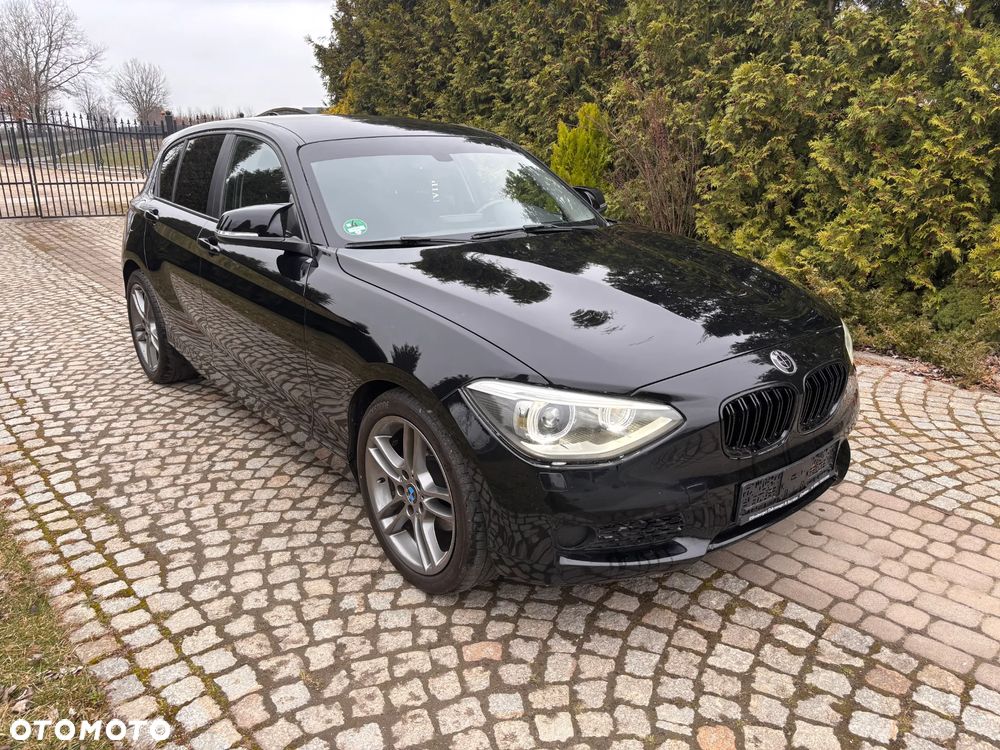 BMW Seria 1 120d Sport Line - 1