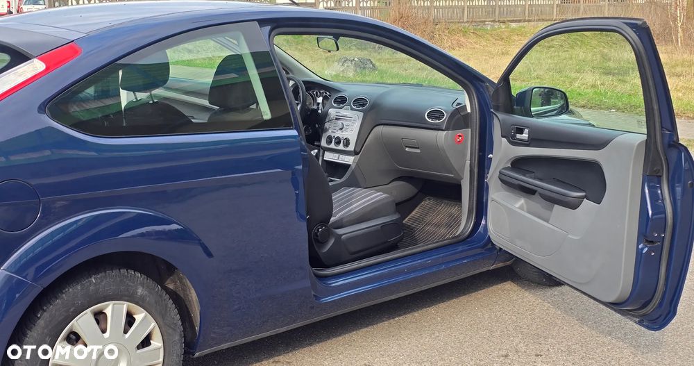 Ford Focus 1.4 16V Trend - 15