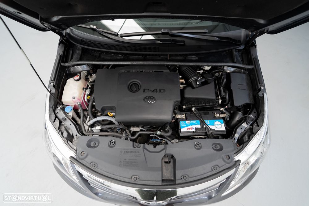 Toyota Avensis SD 2.0 D-4D Exclusive +Navi - 31