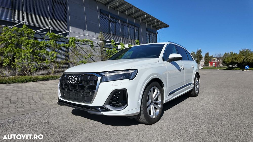 Audi Q7 55 TFSI quattro Tiptronic S line - 1