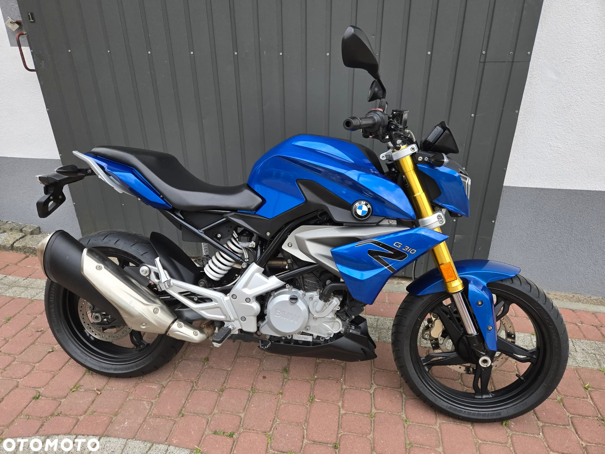 BMW G - 2