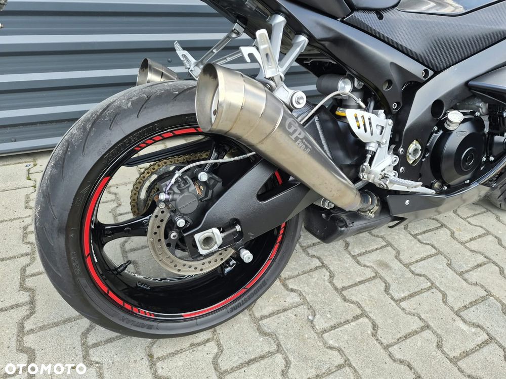 Suzuki GSX-R - 13