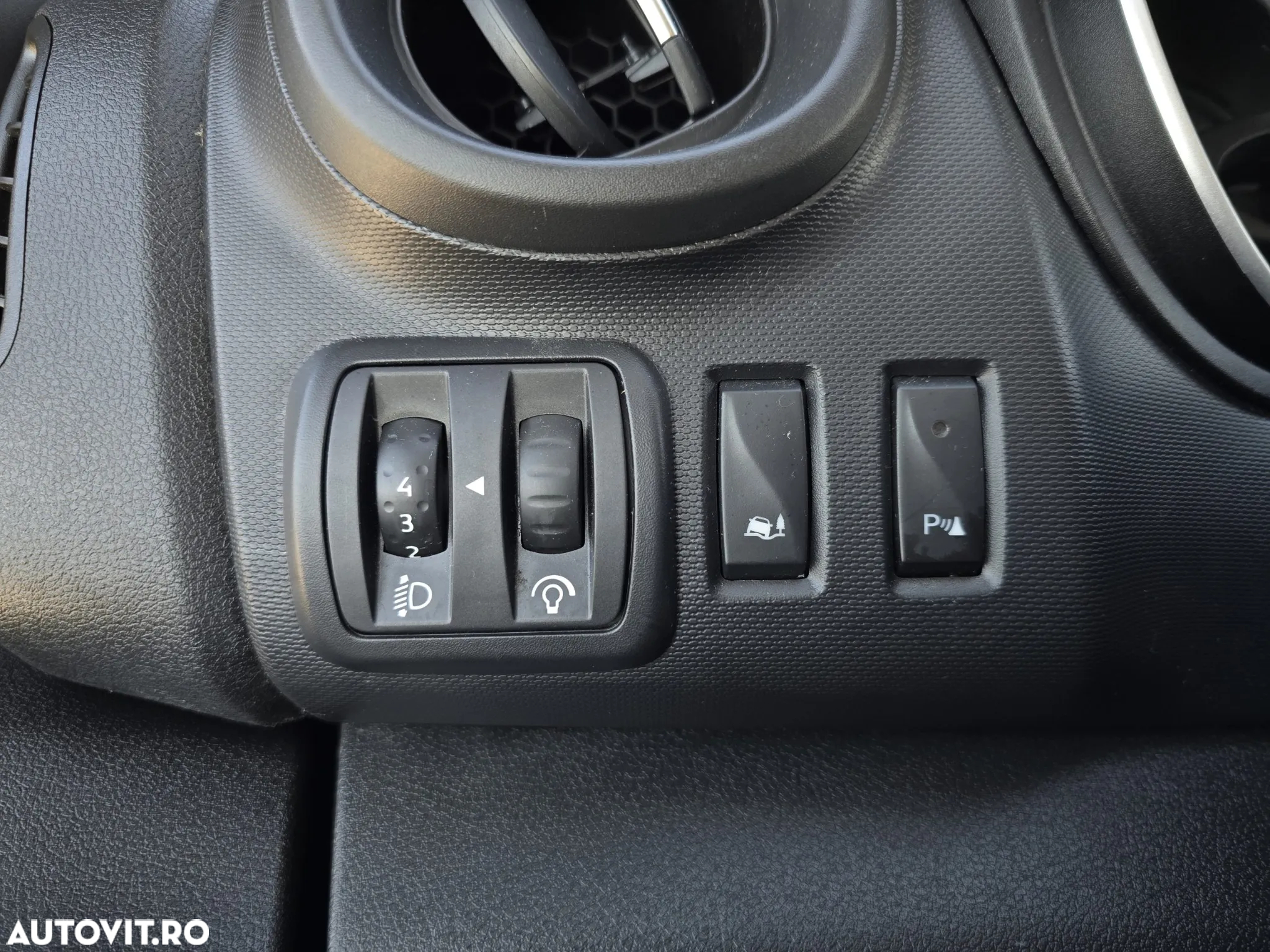 Renault New Trafic L2H1 - 28