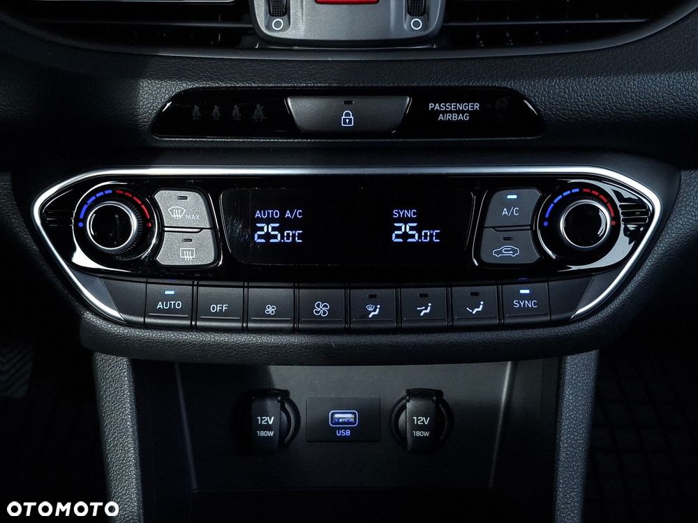 Hyundai i30 1.0 T-GDI Smart - 24