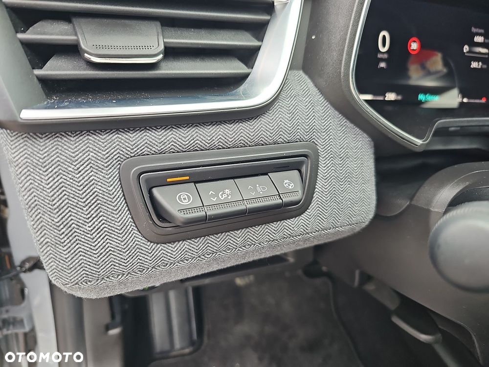 Renault Clio 1.0 TCe Techno - 20