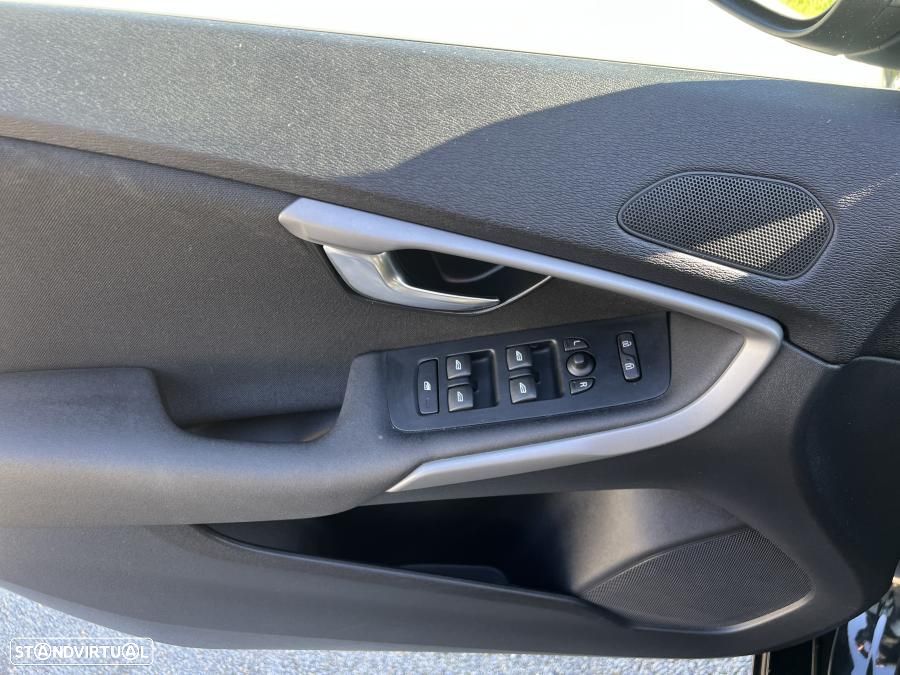 Volvo V40 2.0 D2 Kinetic - 13