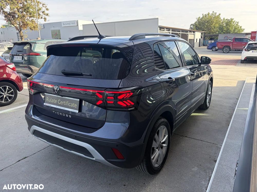 Volkswagen T-Cross - 7