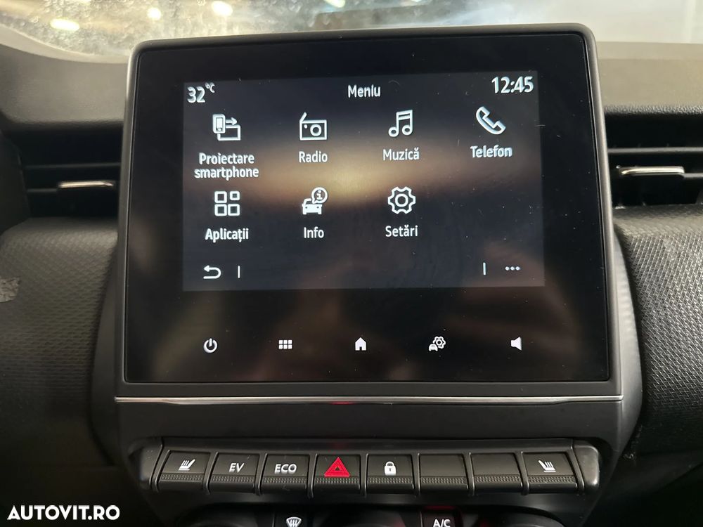 Renault Clio - 20