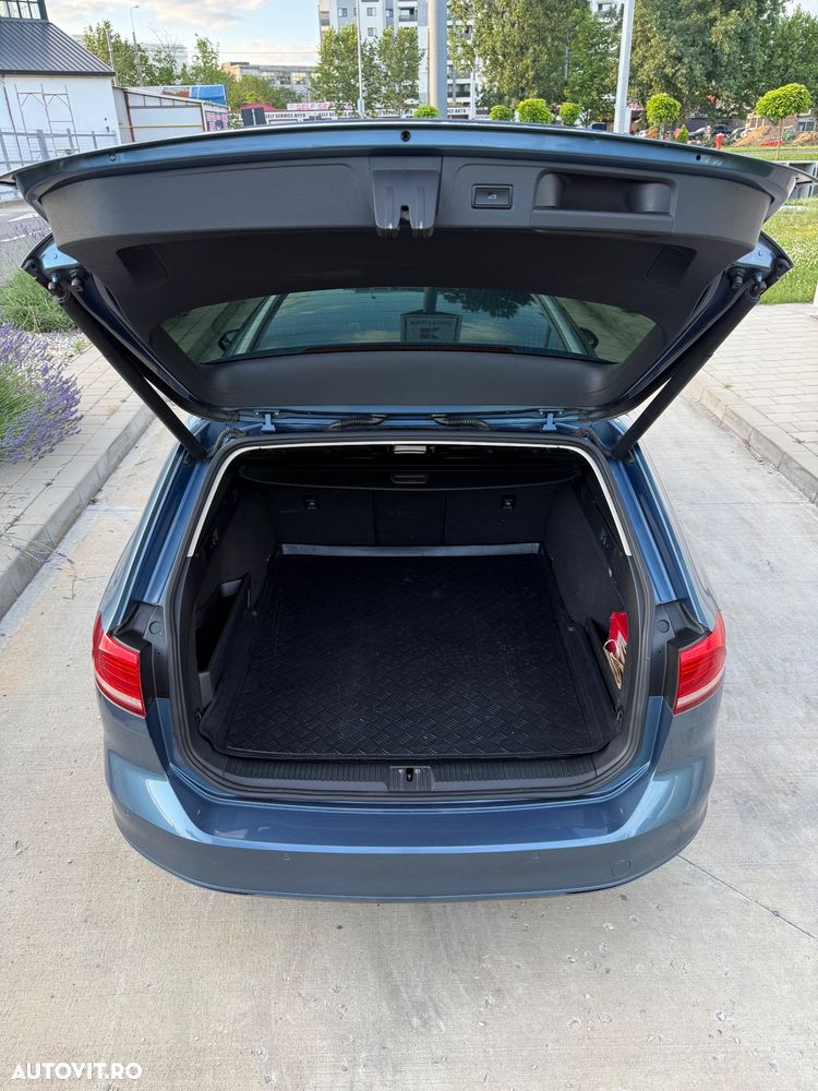 Volkswagen Passat 2.0 TDI DSG Comfortline - 8