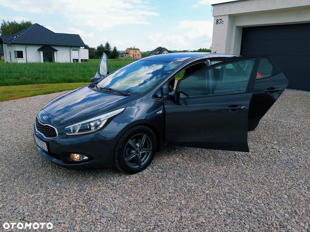 Kia Ceed 1.4 Business Line - 23