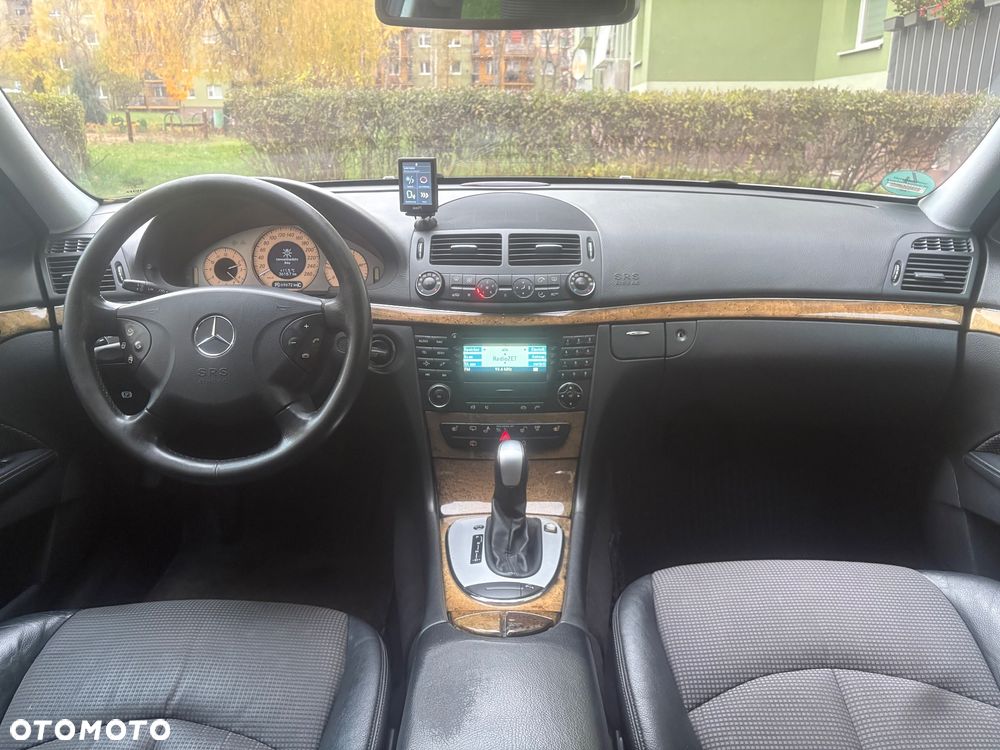Mercedes-Benz Klasa E 220 CDI Automatik Avantgarde - 13