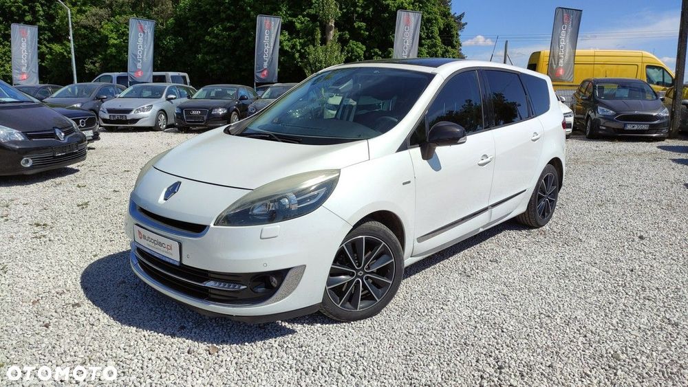 Renault Grand Scenic - 10