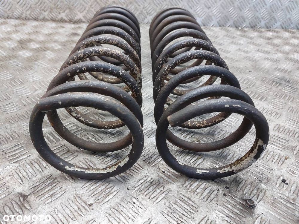 SPRĘŻYNY TYŁ KOMPLET ŁADA NIVA 2121 LIFT 3D 1.7 B - 2