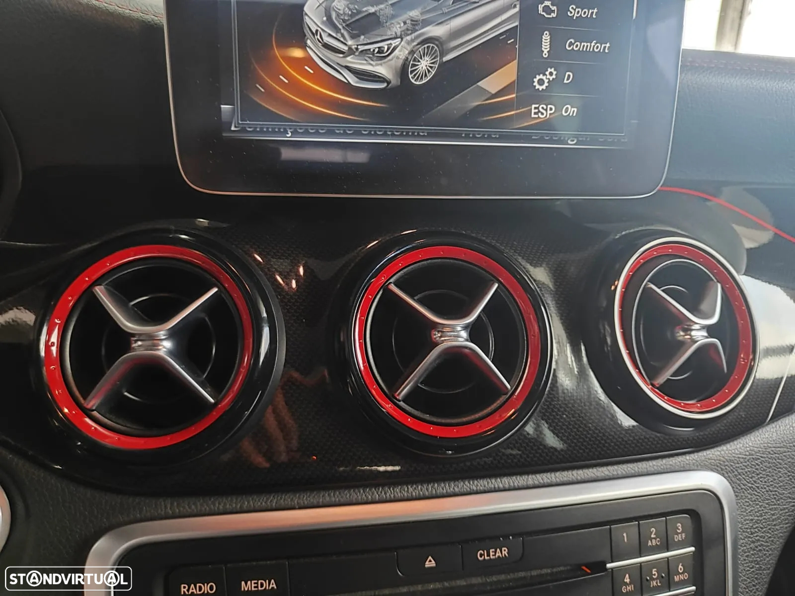 Mercedes-Benz CLA 45 AMG Shooting Brake 4-Matic - 39