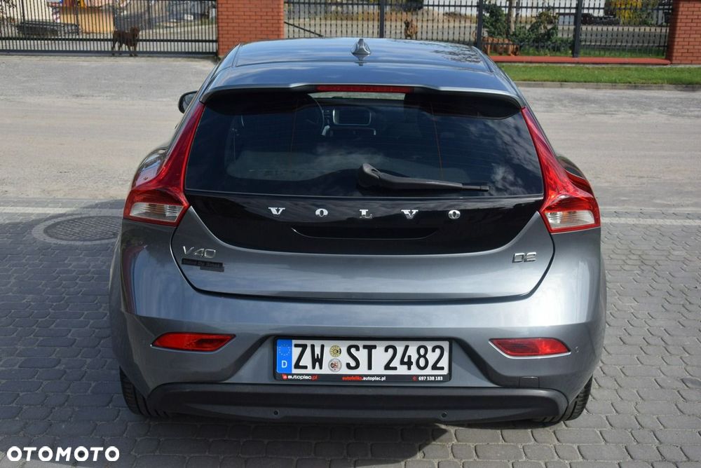 Volvo V40 D2 Kinetic - 11
