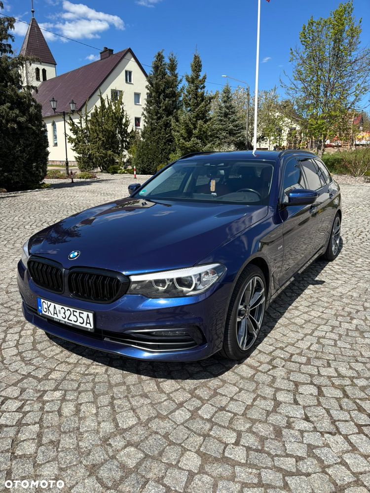 BMW Seria 5 520d Sport Line - 2