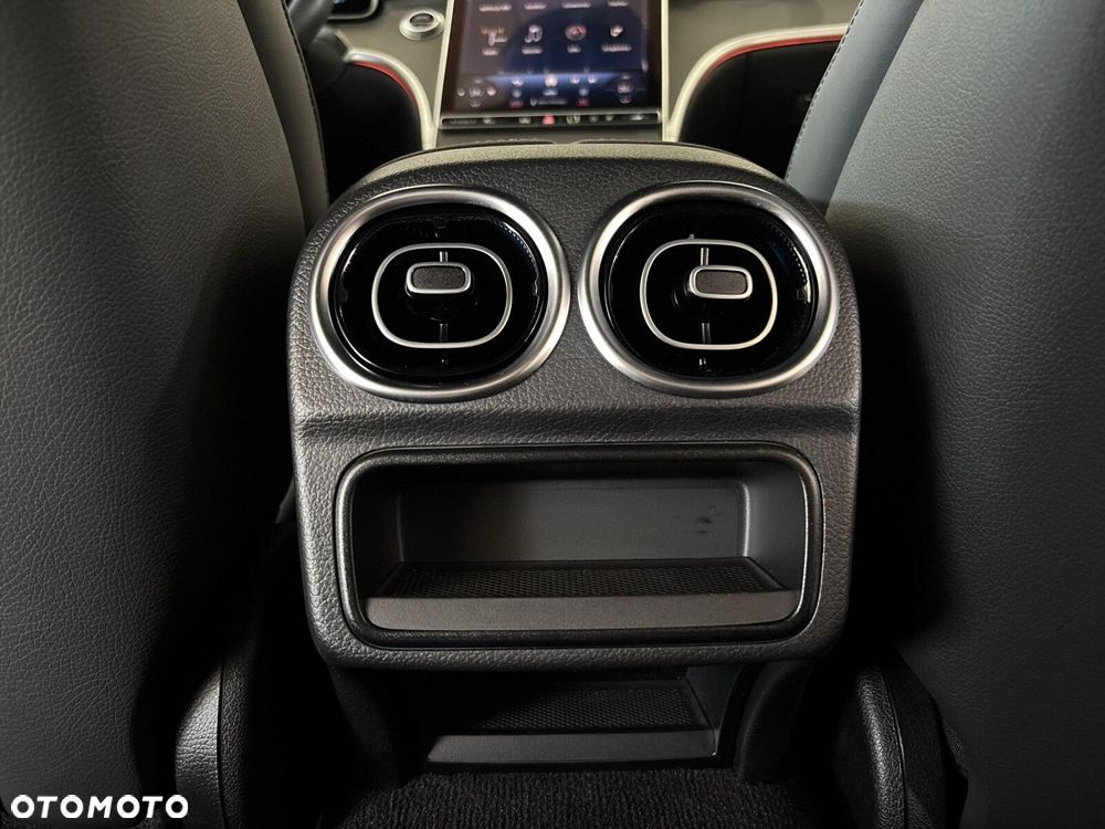 Mercedes-Benz Klasa C - 23