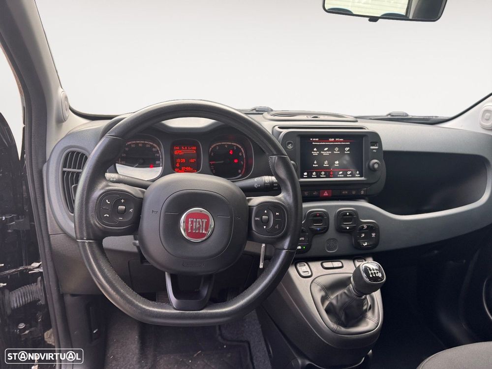 Fiat Panda 1.0 Hybrid (RED) - 10