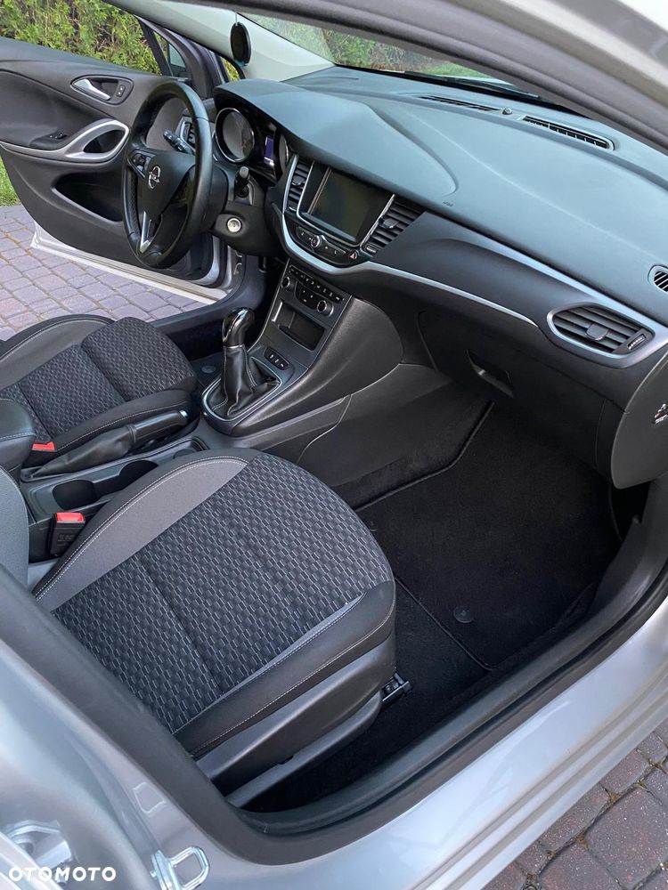Opel Astra 1.5 D Start/Stop - 10