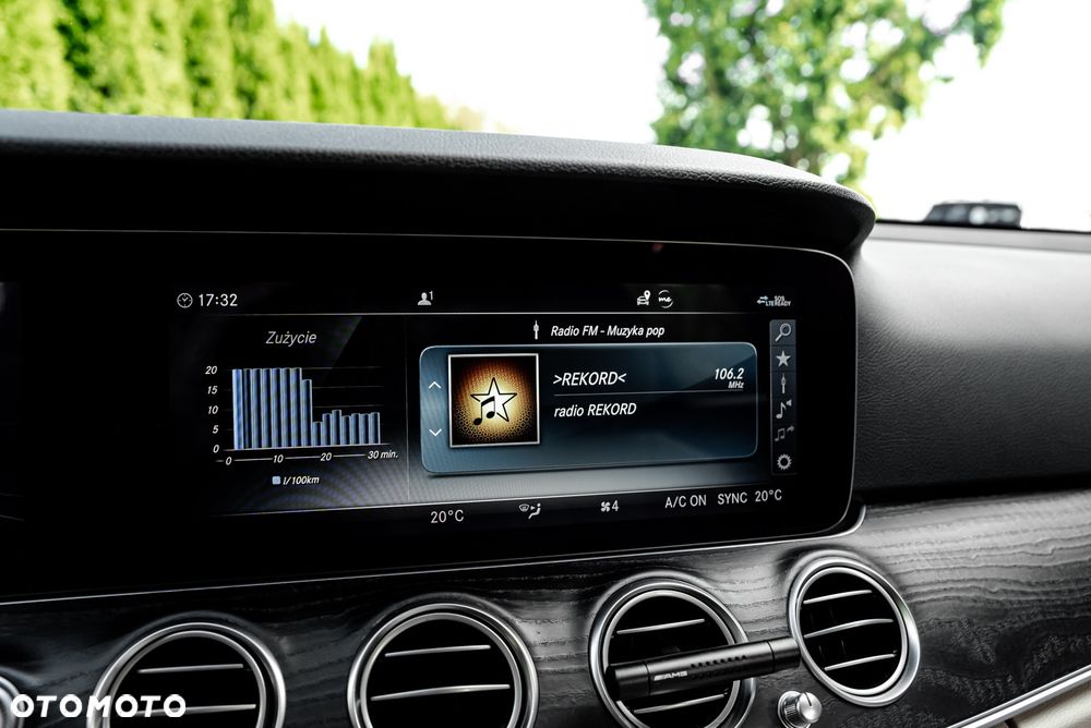 Mercedes-Benz Klasa E 220 d 9G-TRONIC Exclusive - 34