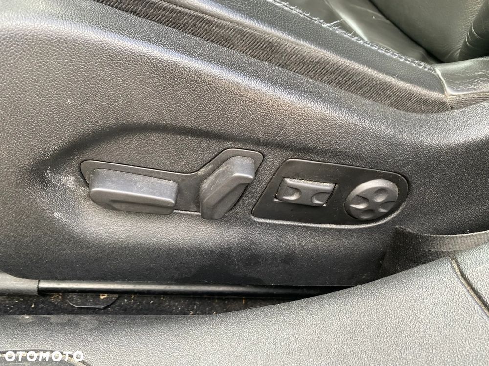 Citroën C5 e-HDi 110 EGS6 FAP Business Class - 21