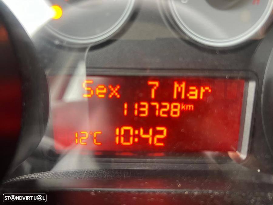 Fiat Punto 1.3 M-Jet Easy S&S - 9