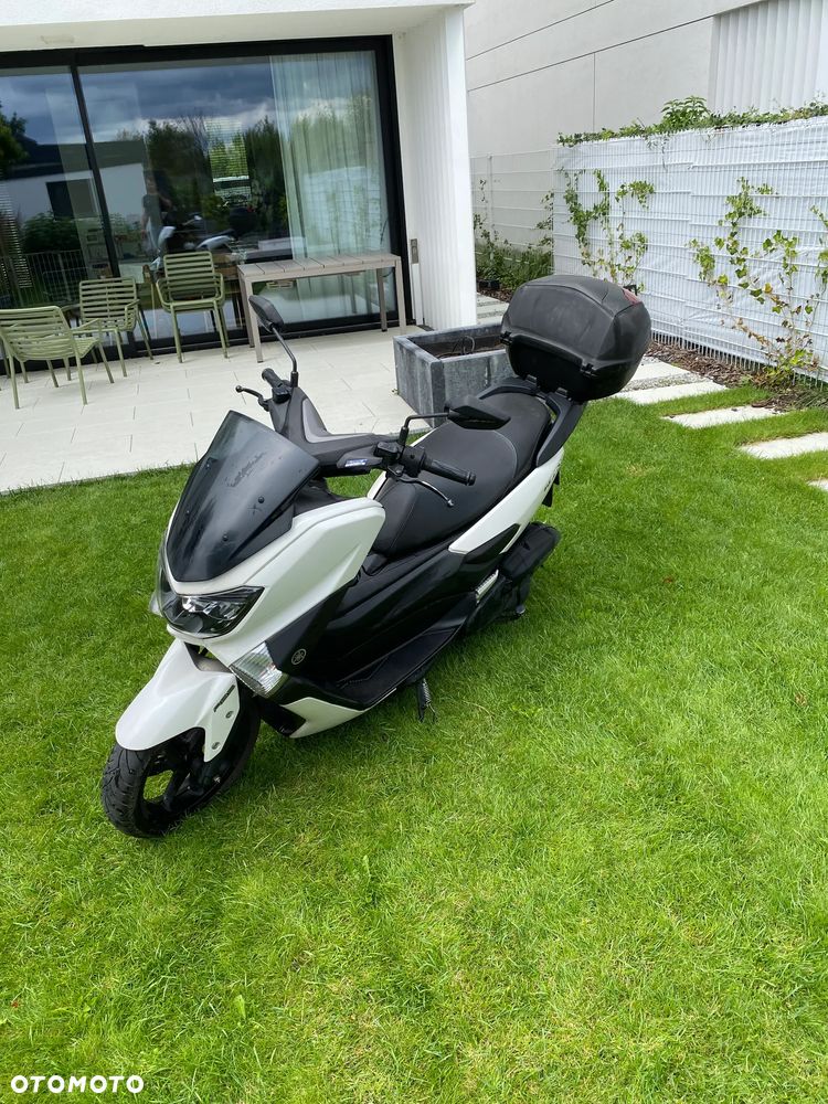 Yamaha NMAX - 3