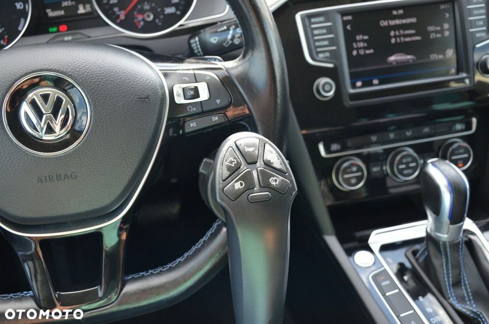 Volkswagen Passat - 40