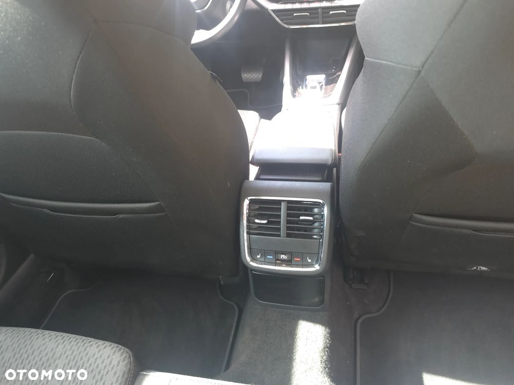 Skoda Octavia 1.5 TSI e-TEC DSG Style - 6
