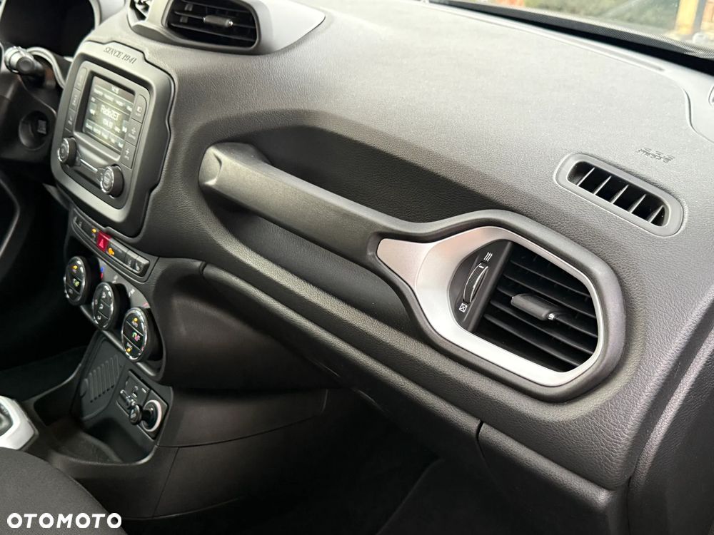 Jeep Renegade 1.4 MultiAir Limited - 26
