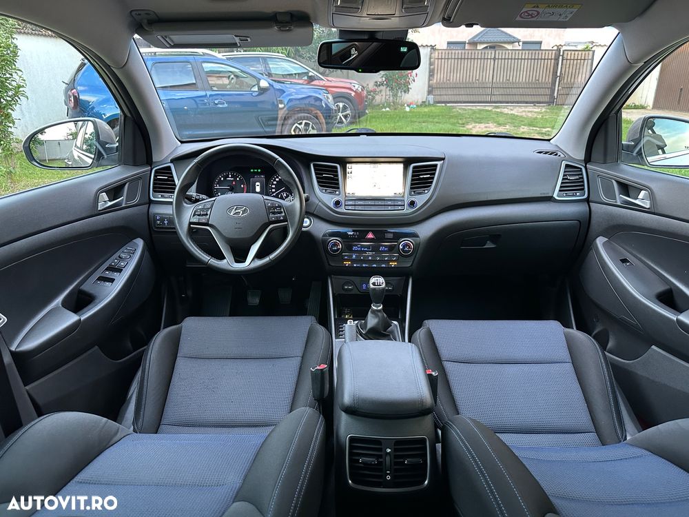 Hyundai Tucson blue 1.7 CRDi 2WD Style - 6