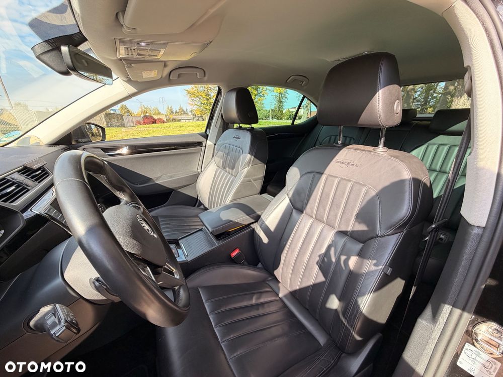 Skoda Superb 2.0 TDI L&K DSG - 16