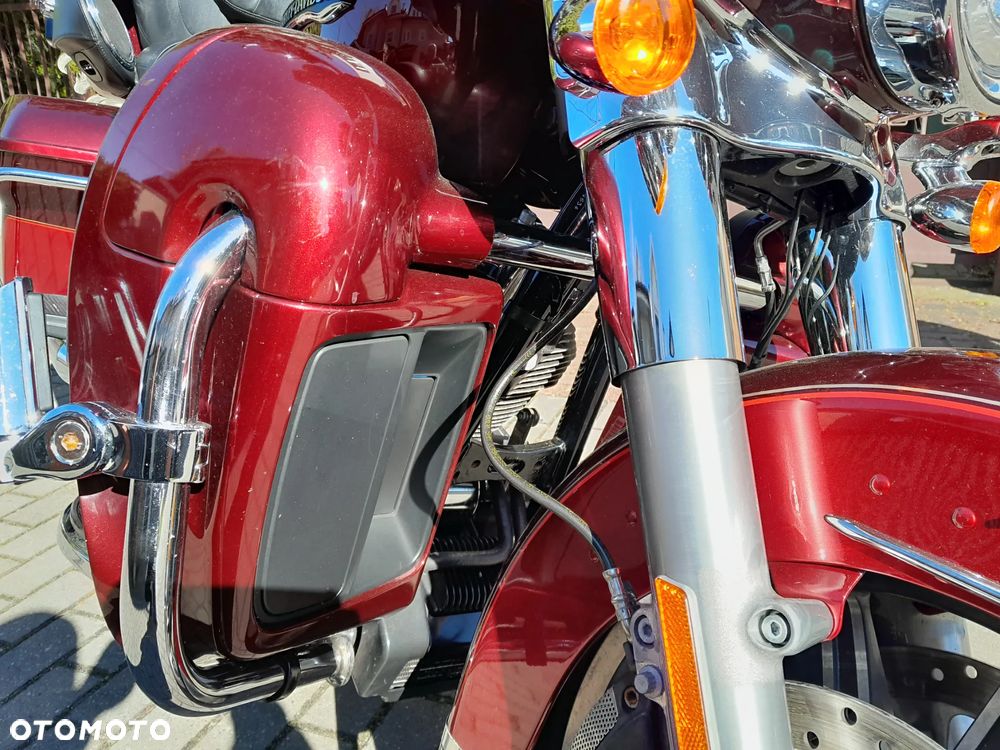 Harley-Davidson FLHTCU Ultra - 10