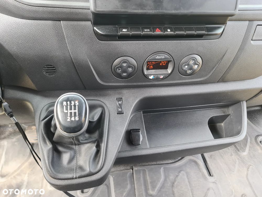 Renault Master - 11