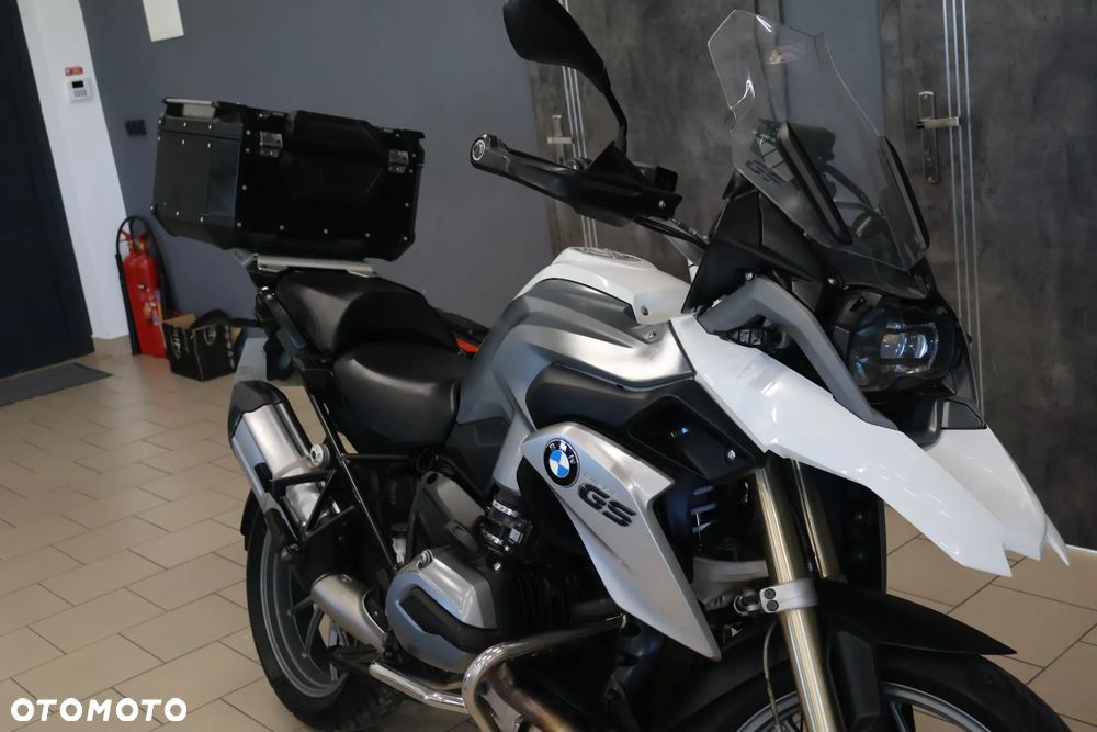 BMW R - 9