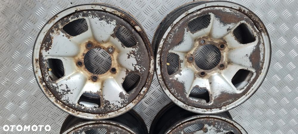 Suzuki Grand Vitara I Felgi Stalowe 16 - 2