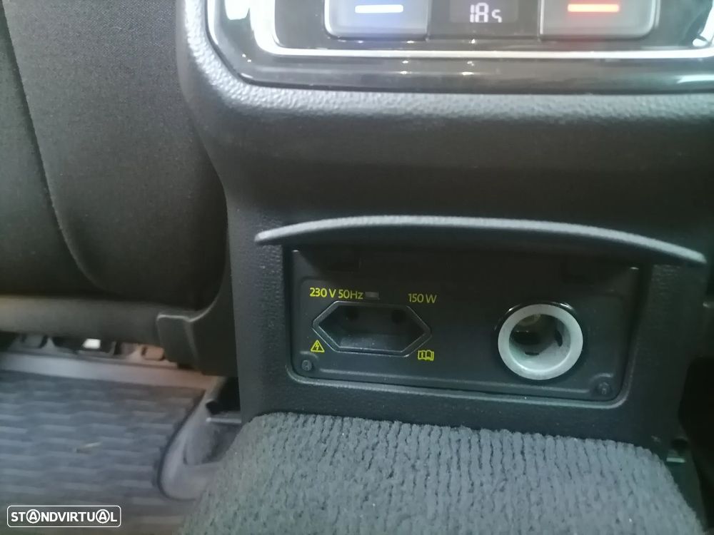 VW Passat Variant 1.6 TDI Confortline DSG - 10