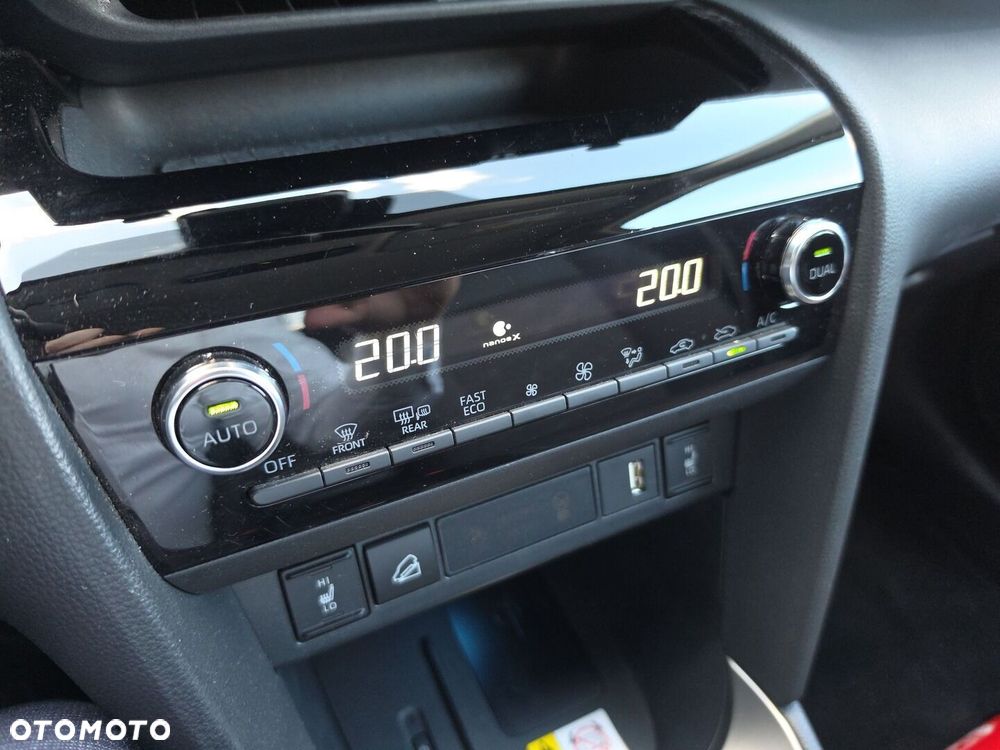 Toyota Yaris Cross - 13