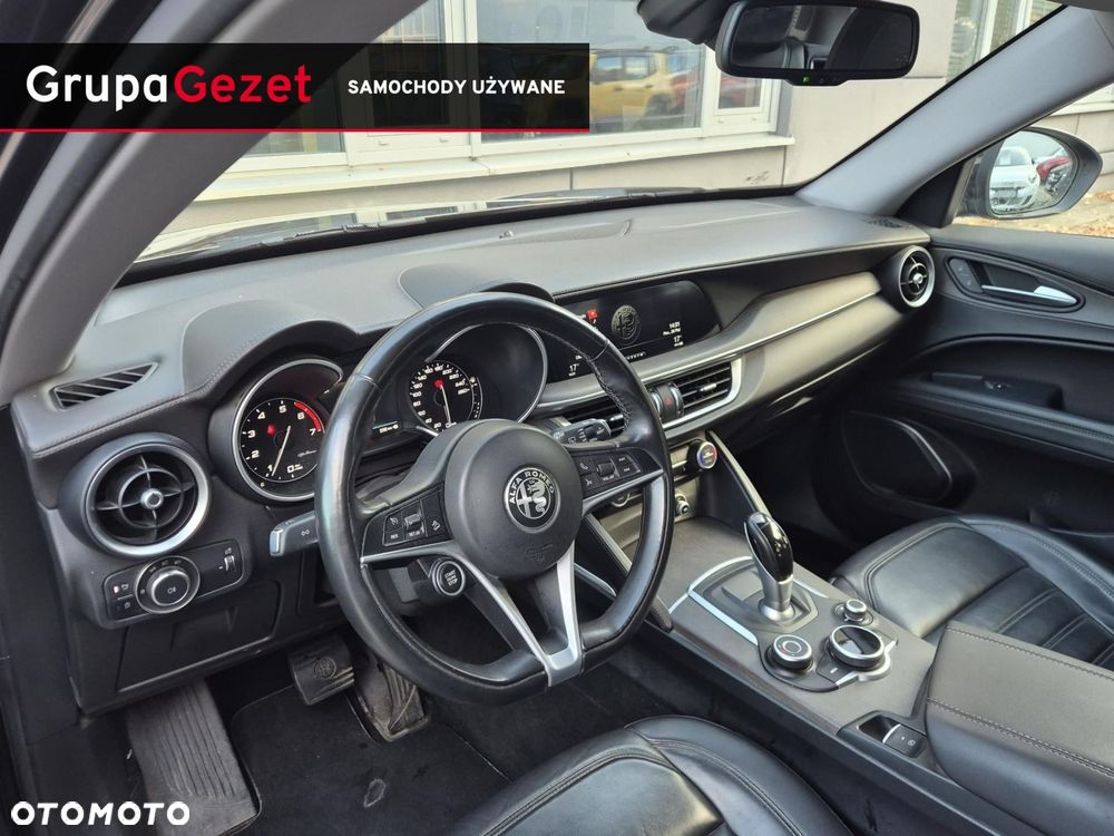 Alfa Romeo Stelvio 2.0 Turbo Super Q4 - 13