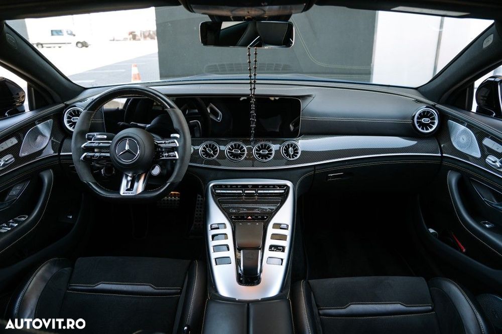Mercedes-Benz AMG GT - 19