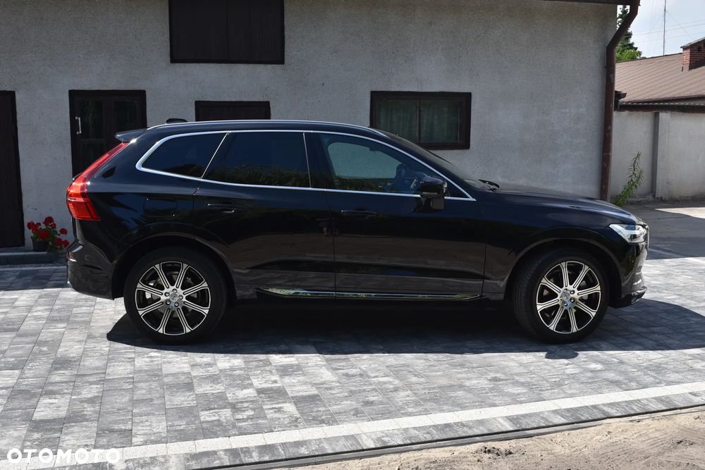 Volvo XC 40 T5 AWD Geartronic Momentum Pro - 10