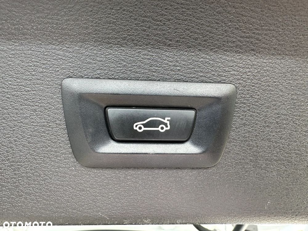 BMW X1 xDrive18d Advantage - 22