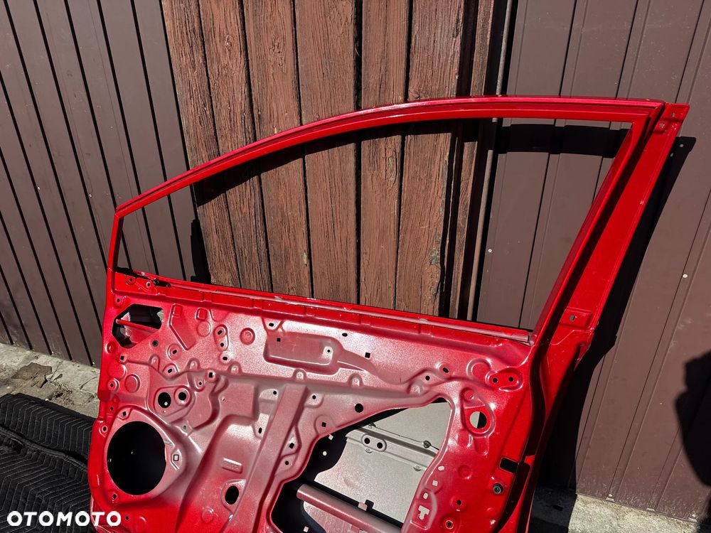 TOYOTA COROLLA E21 DRZWI PRZÓD PRZEDNIE PRAWE - 9