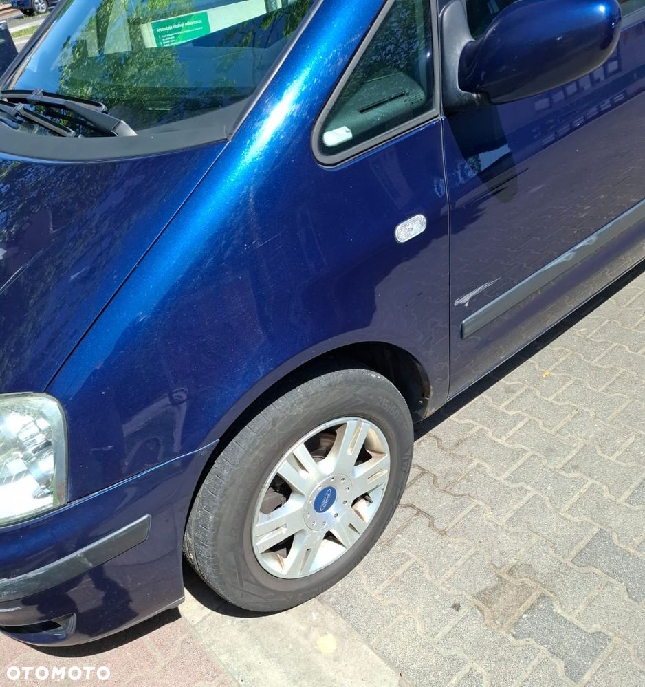 Ford Galaxy - 4