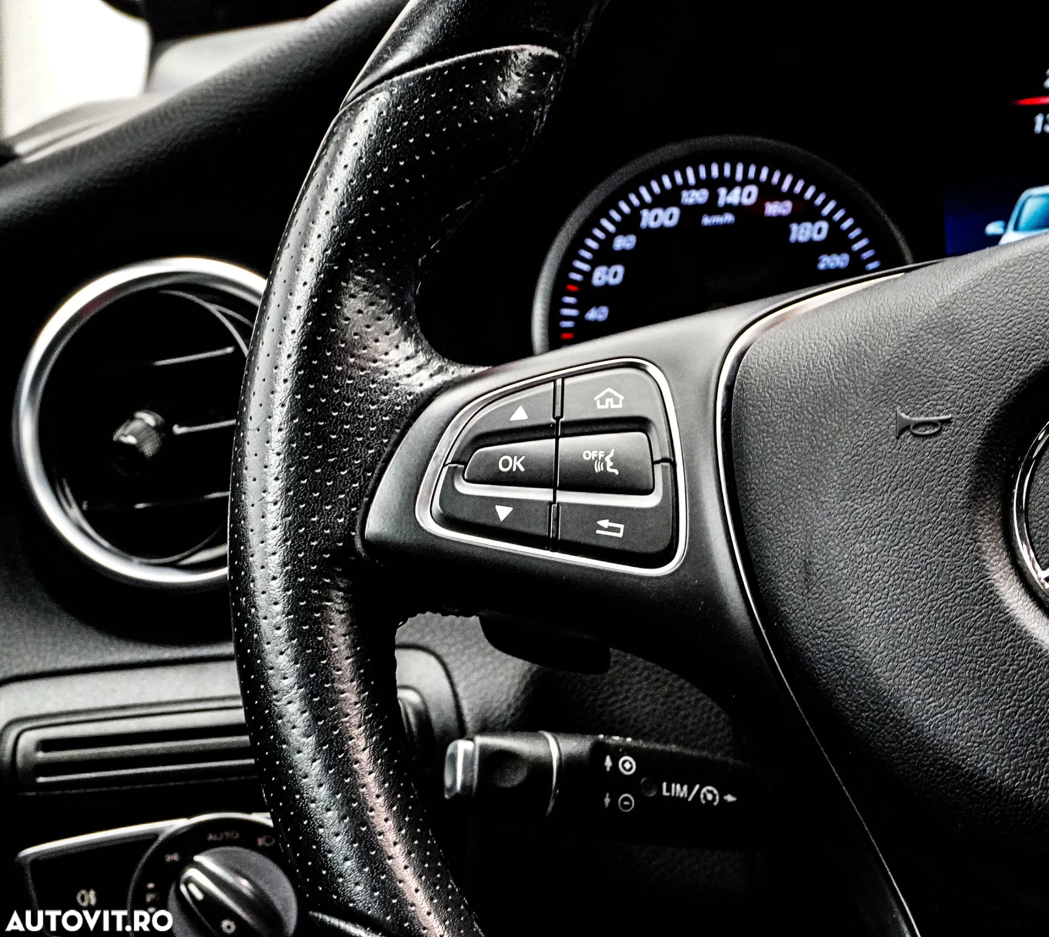 Mercedes-Benz GLC Coupe 220 d 4MATIC - 28