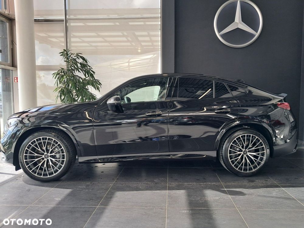 Mercedes-Benz GLC - 12