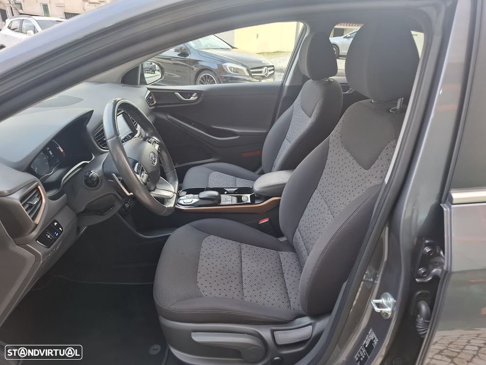 Hyundai Ioniq 28kWh Eletric Tech - 30