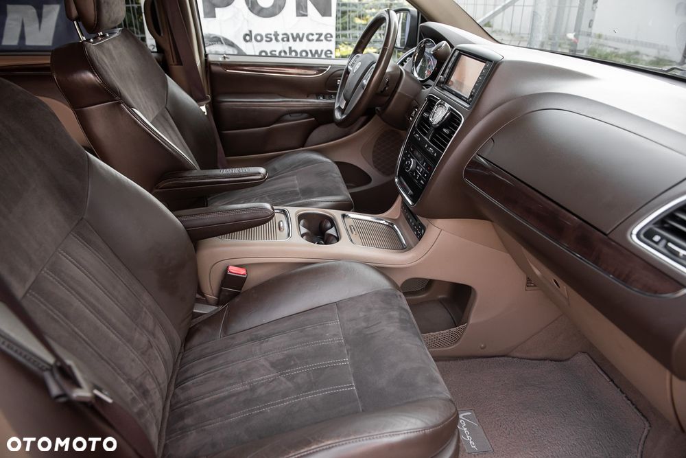 Lancia Voyager 2.8 Multijet 16v Platinum - 37