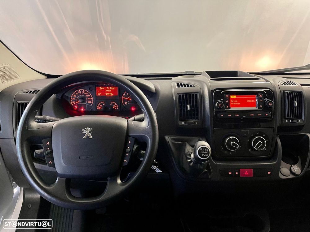 Peugeot Boxer 2.2 BlueHDi 335 L2 CD - 2